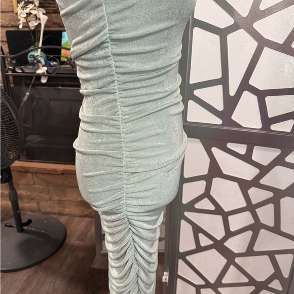 Forever 21 Mint One-Shoulder Dress - Picture 5 of 9